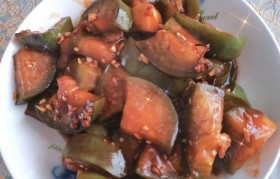 红烧茄子咋做 鱼香茄子怎么做
