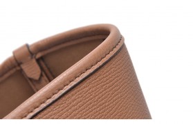 小牛皮 小牛皮和绵羊皮皮衣哪个好