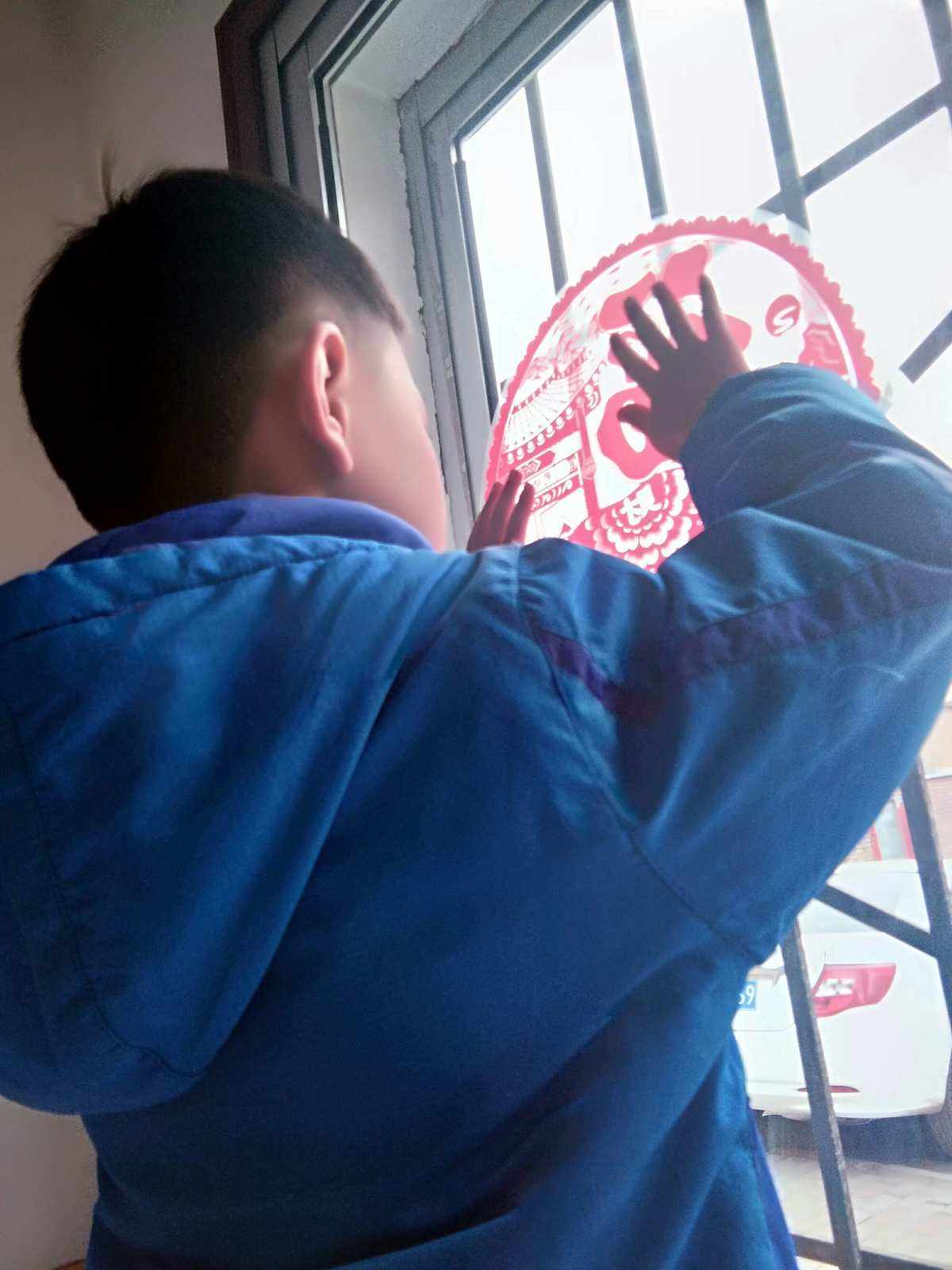 春节贴窗花 春节贴窗花作文