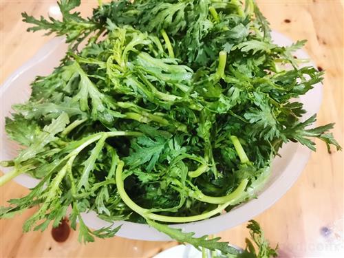 茼蒿与什么相克 茼蒿不能和什么一起吃,茼蒿和什么相克