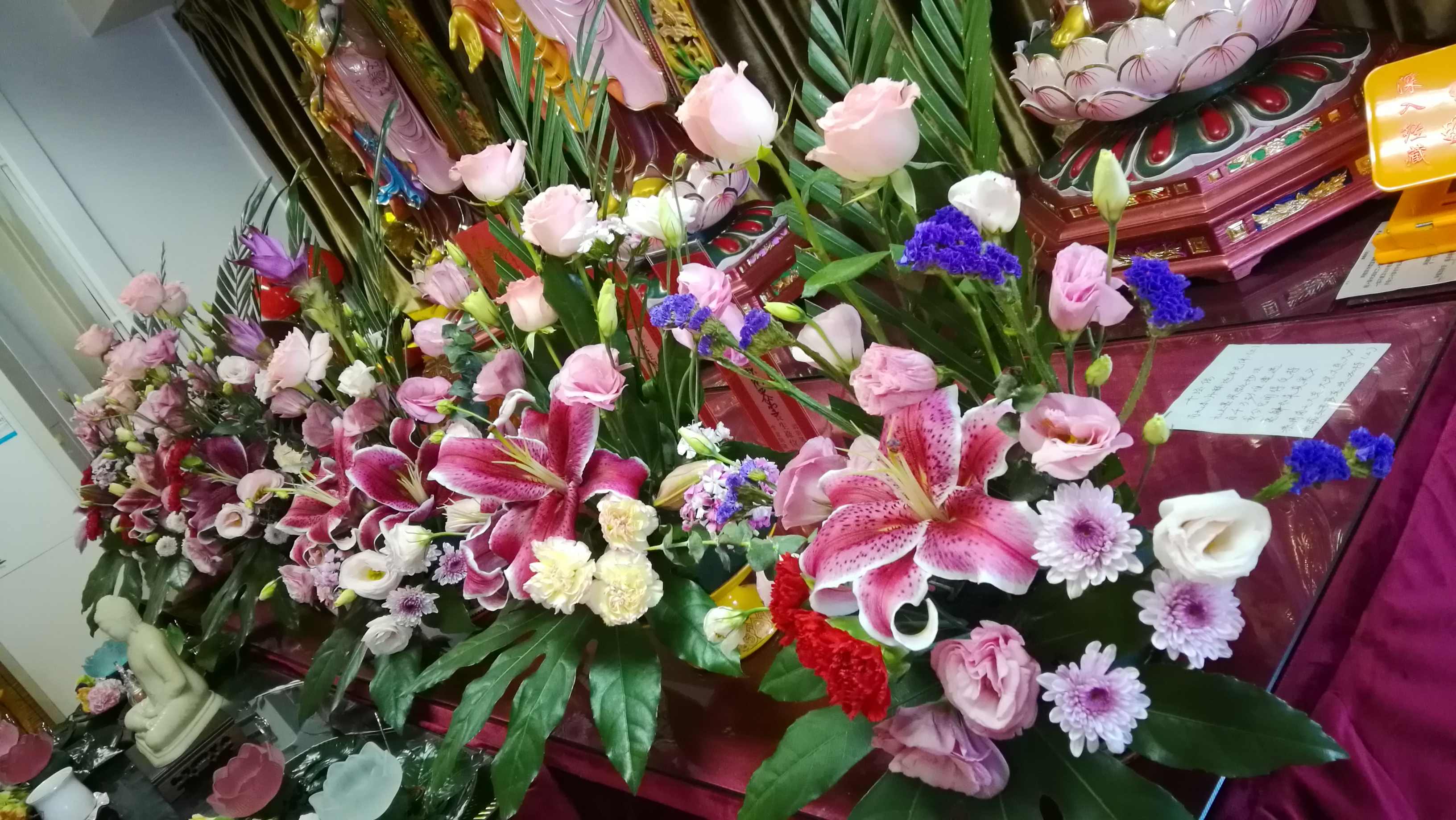 佛前供花一般几支 供菩萨最灵的三种水果